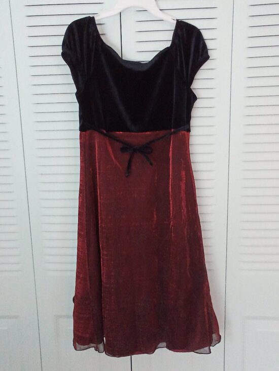 VTG EXPRESSIONS 12 Y2K BABYDOLL MAROON MIDI SHEER OVERLAY SKIRT VELVET TIE WAIST - Picture 2 of 6